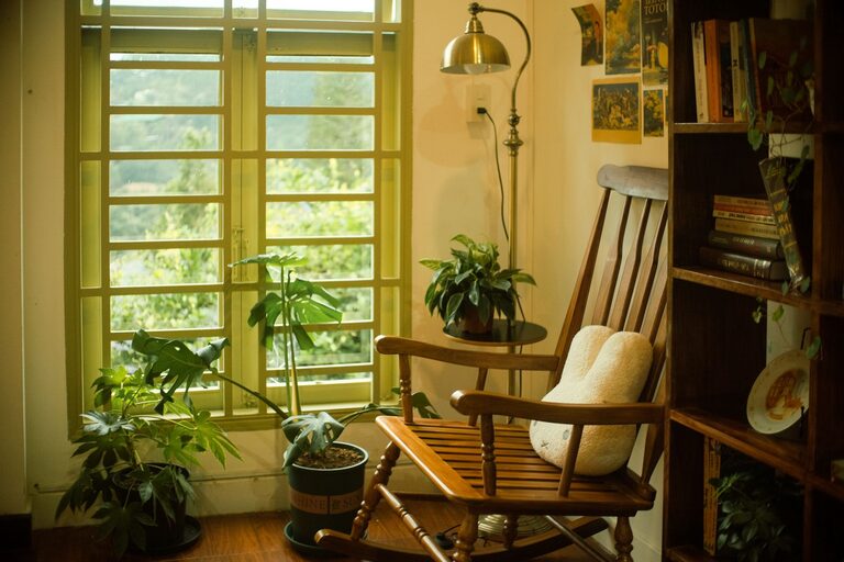 Cozy Evenings Without Screens: Simple Ways to Unplug and Relax